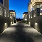Aguacate Meliti With Heated Private Swimming Pool تسيليفي