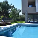 فيلة Aguacate Meliti With Heated Private Swimming Pool