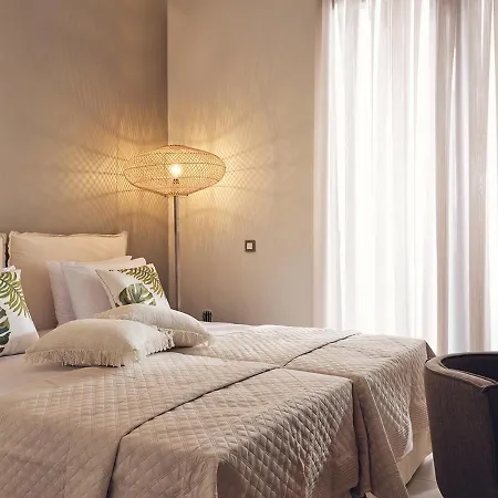 ヴィラ Aguacate Meliti With Heated Private Swimming Pool チィリヴィ