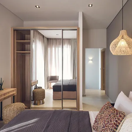 ヴィラ Aguacate Meliti With Heated Private Swimming Pool チィリヴィ