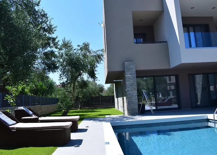 Aguacate Meliti With Heated Private Swimming Pool *