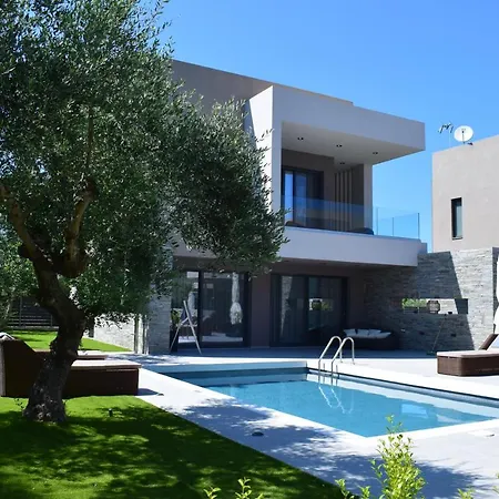 Aguacate Meliti With Heated Private Swimming Pool