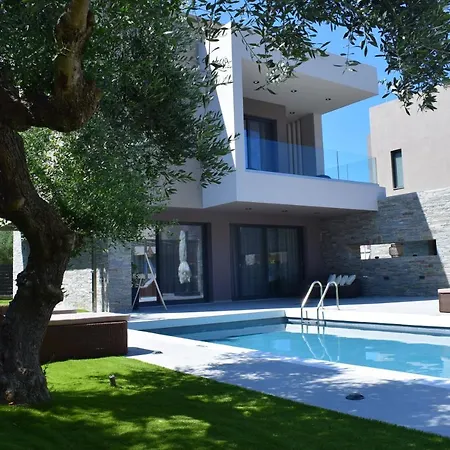 Aguacate Meliti With Heated Private Swimming Pool ヴィラ